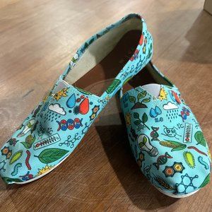 Women's Size 7.5 Science Themed Slip-on Shoes